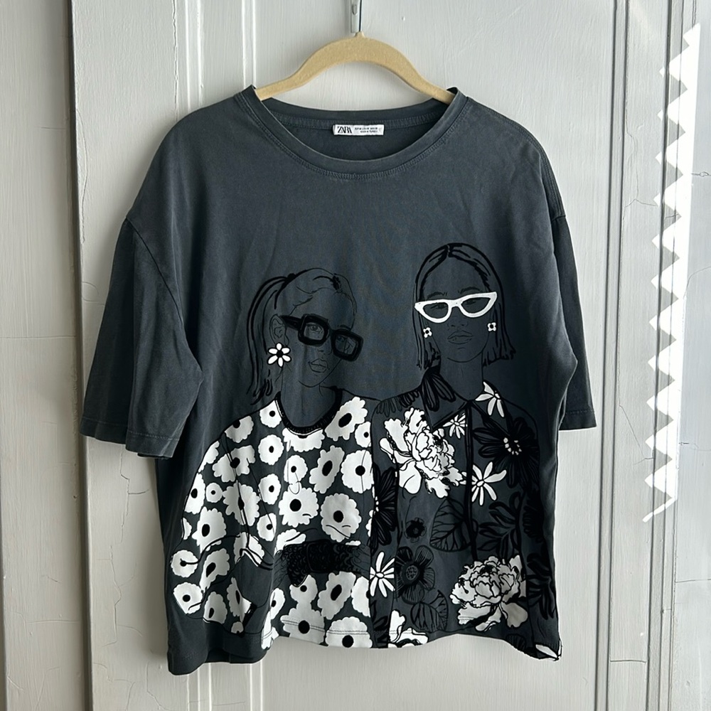 NWOT Zara Graphic Tee
